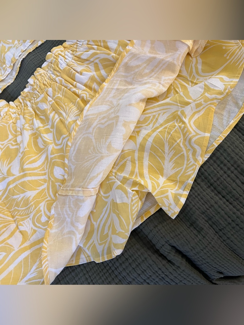 Old Navy Yellow and White Crop Top & Skirt Set - Picture 8 of 9